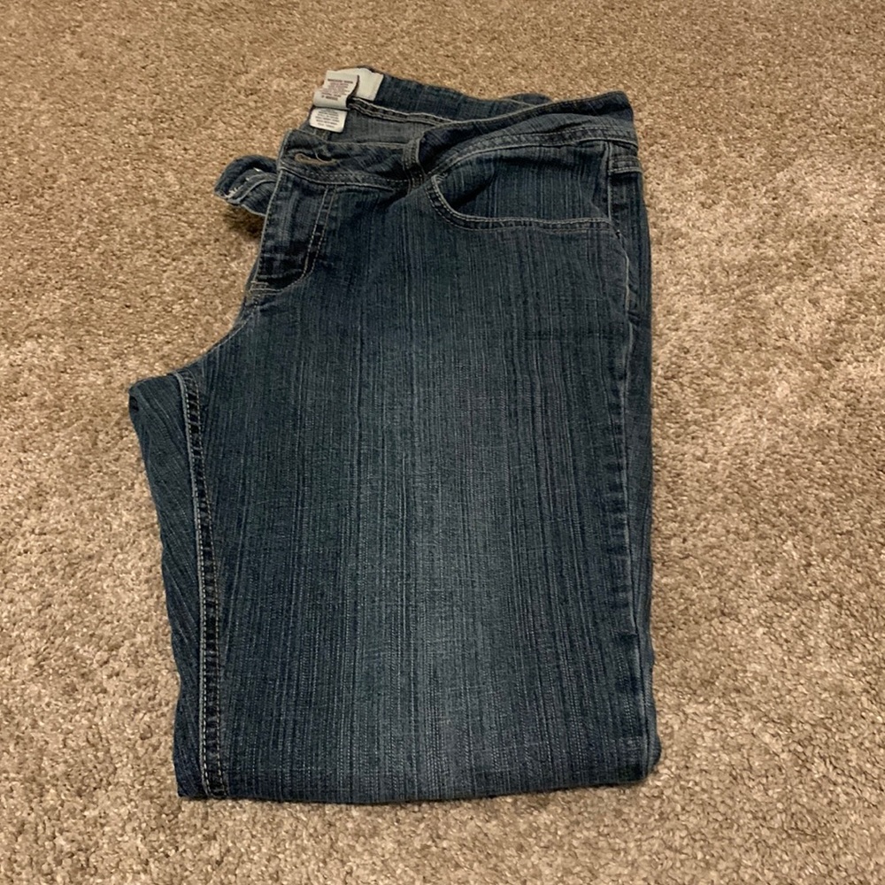 So size 15 average jeans.